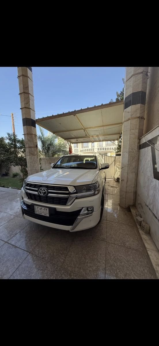 لاند كروز GXR 2021                                                                      ماشية 62 الف                                    
بيهة شخوط ب جاملغ ولباب الخلفي جوة اليدة 
رقم بغداد 
مكانهة المحمودية
السعر 57 الف 
***********
