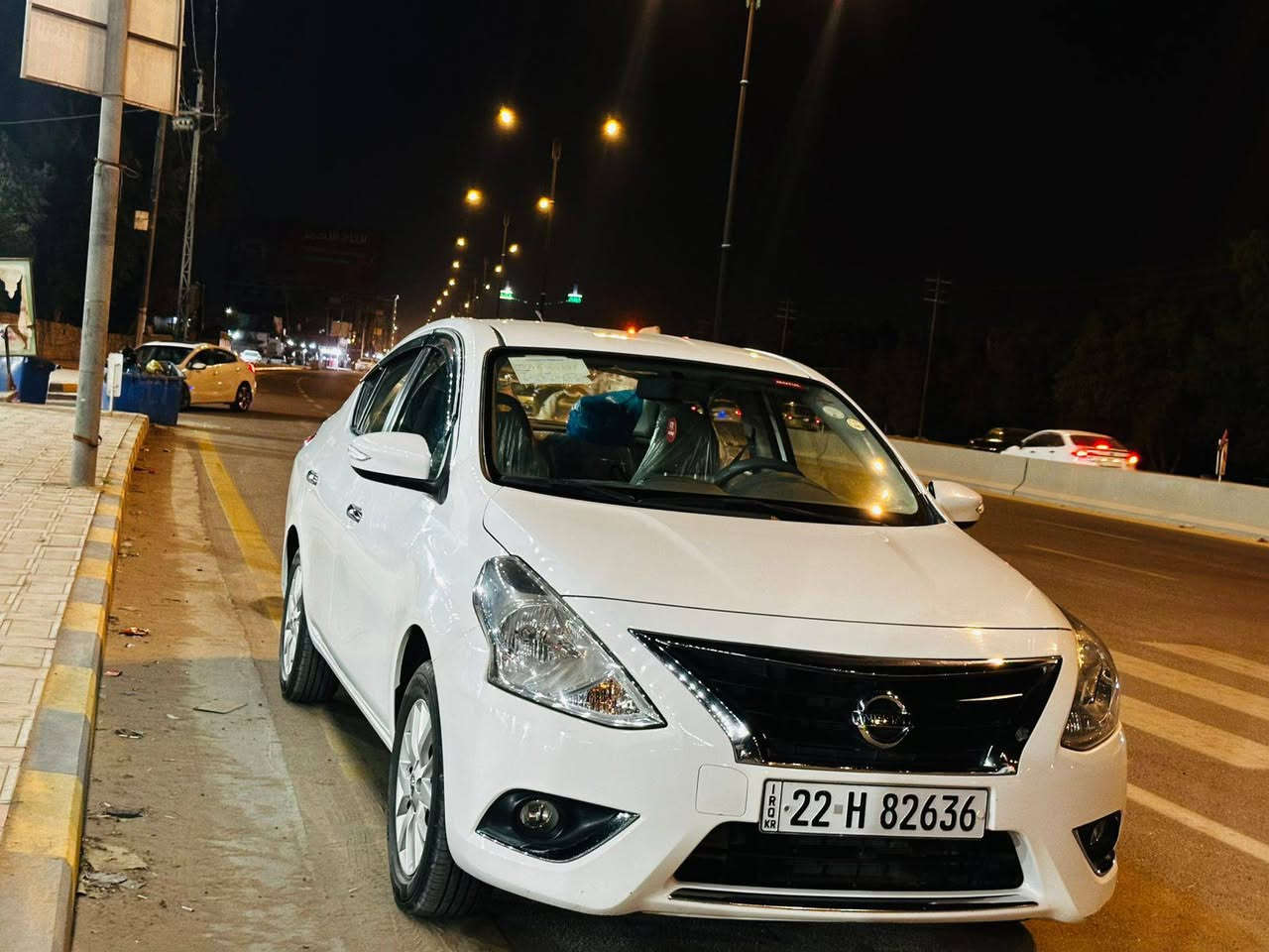 السلام عليكم نيسان صني للبيع
موديل 24
مكفوله ما عدا دحجه كلش زغيره 
فول مواصفات 
بصمه عدد 2
5ويل كب
اشاير بالمري 
مري شفط 
كيجات ليزريه
تبريد بيانو 
شاشه وكامره وحساسات بلاديه 
مكانه نجف ناحية الرضويه 
سعره 123وبيه مجال 
للبيع او مراوس 
***********
