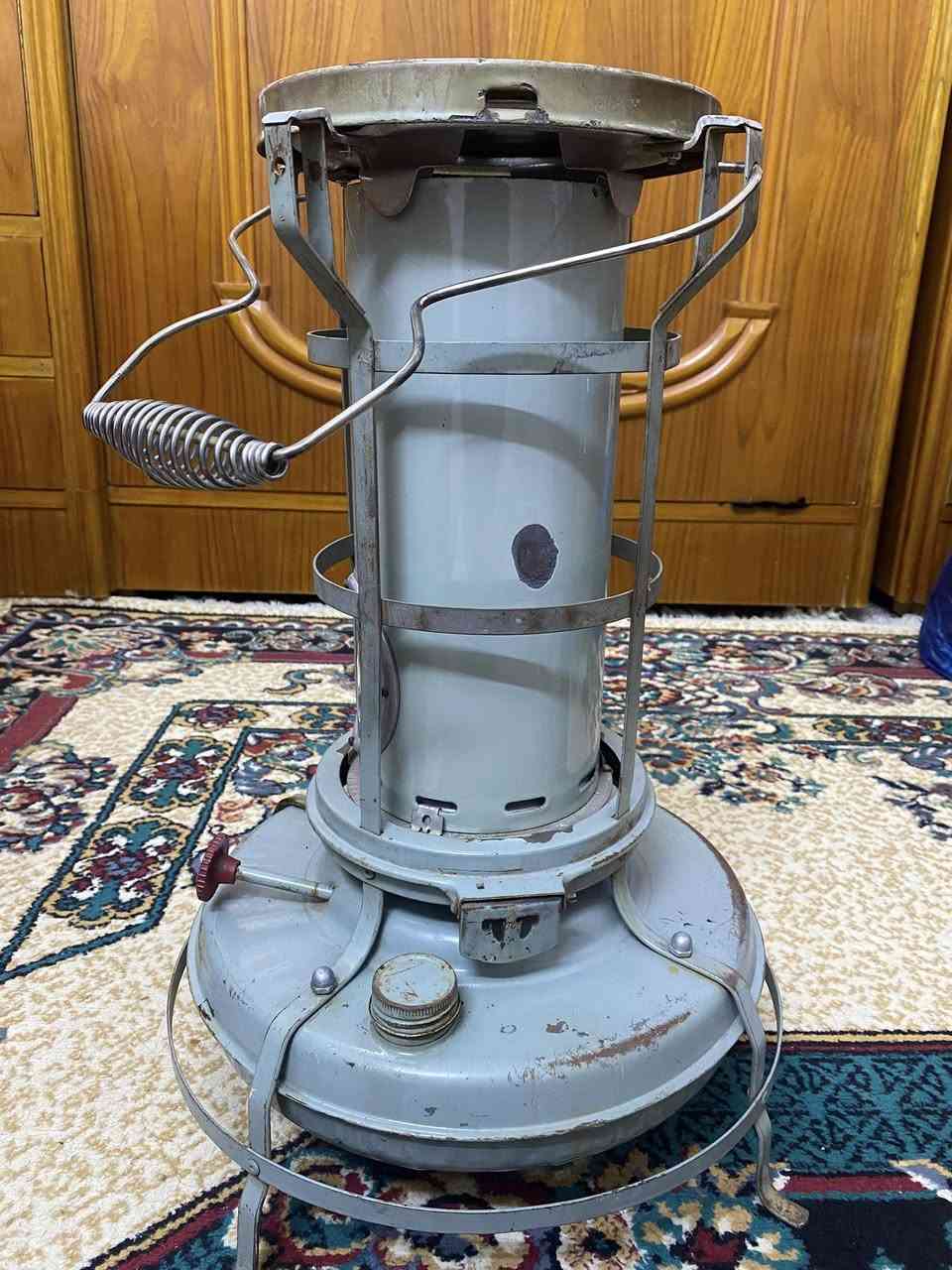 السلام عليكم صوبة علاء الدين عراقية قديمة نضيفة نارها زركة نضيفة كلش يوجد توصيل
للاستفسار***********
