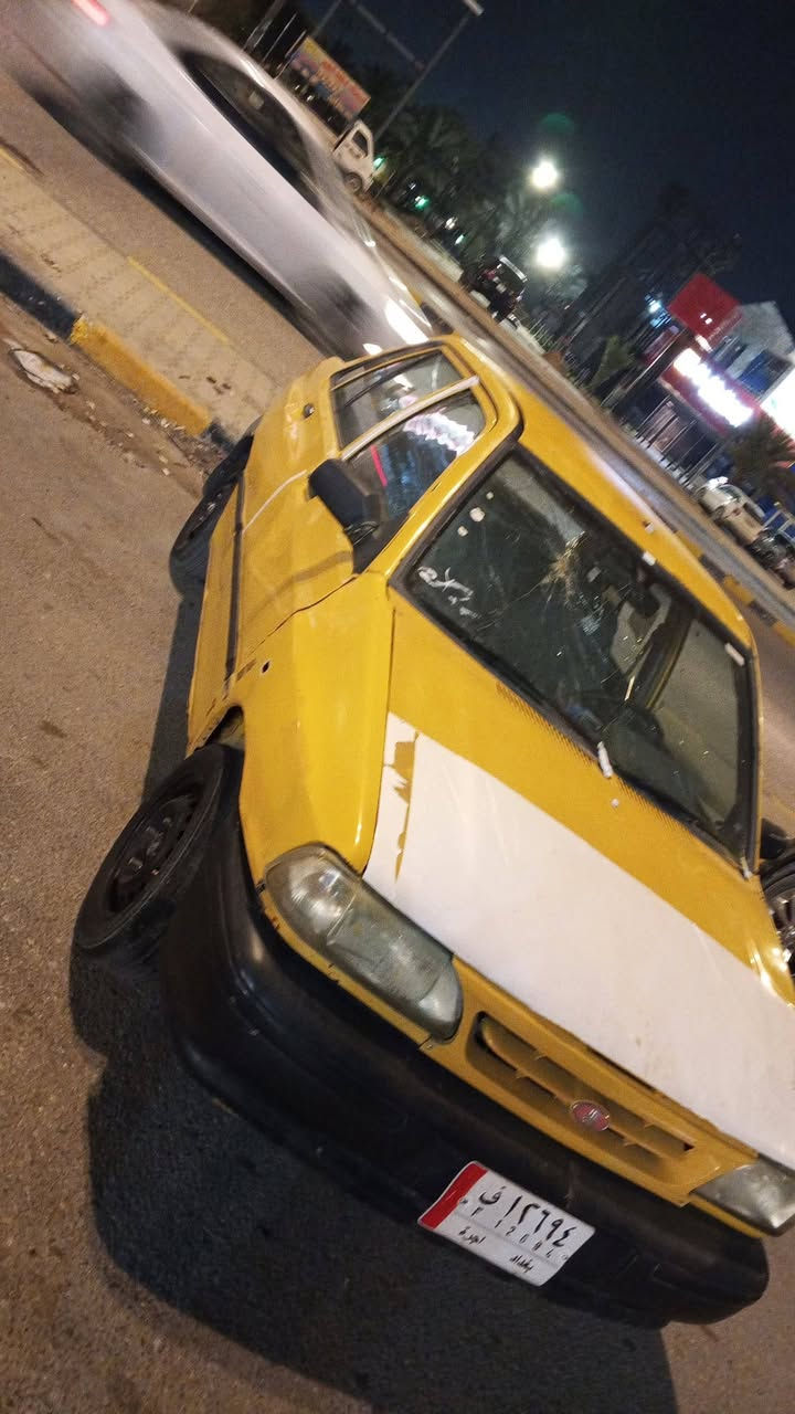 سايبه موديل 2011 حداديه تعبانه
شنويه ساقطه صار لها خمس سنوات مداور ثاني يوم
كيرو محرك جديد  غرامه صفر وهيئه عليها 216الف  على المشتري وراعيها موجود مداور ثاني يوم السعر 15 وبيها مجال مكان نجف *********** ومتواجد بالفيس
