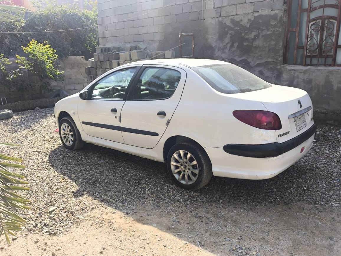 بجيو 206فرنسي بيه بس جاملغ امامي صبغ الباقي كله كفاله كير عادي مكينه كير حداديه كله كفاله كهربائيات كلها شغاله دواخل جدد  السياره كله بلاد ماملعوب بيها  السعر ٤٢ مكاني البصره ابو الخصيب البصرة, العراق


**إذا كنت صاحب هذا الإعلان وتريد حذفه لأي سبب، رجاءا أرسل رسالة إلى الدعم الفني**