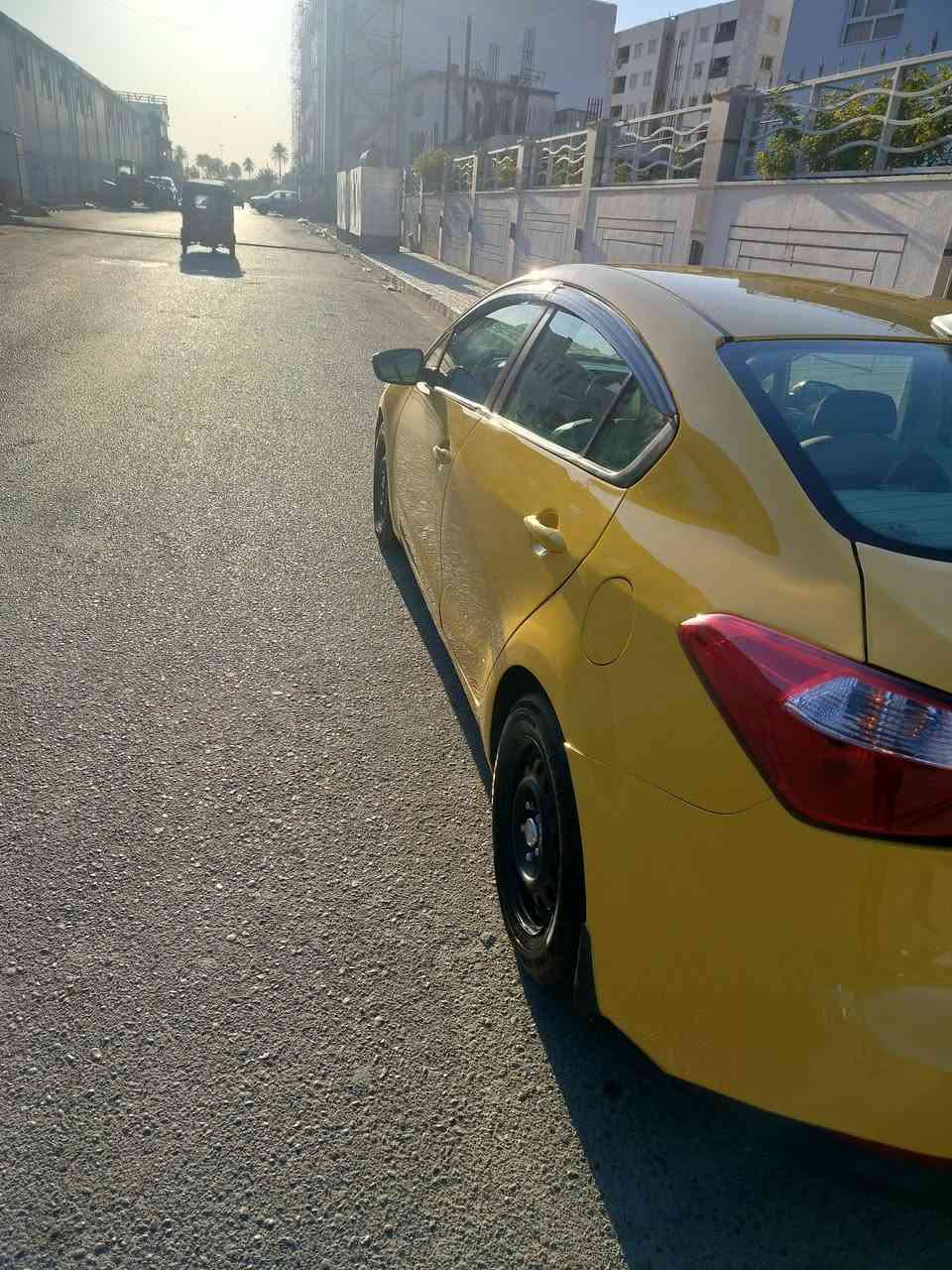 للبيع فقط
كيا فورتي موديل 2015 حادثه خفيف بدون ايرباك بدون دواخل ليبل واحد 
بيه حادث بلعراق جاملغ خلفي مصلح نفسه 
مواصفات تحكم ستيرن شاشه كامره اشاير بلمري
رقم انكليزي بغداد محرك 1800 دوش
منضومة غاز حكومية
دوشمة عام ارضية وصندوك وتنته وكشنات
صدر جديد منضومة تبريد جديده 
سياره مصبوغة جديد جاهزه وكامله بدون نقص كبل لشارع
مكاني بغداد الشعب مقابل محطة سما بغداد
***********
