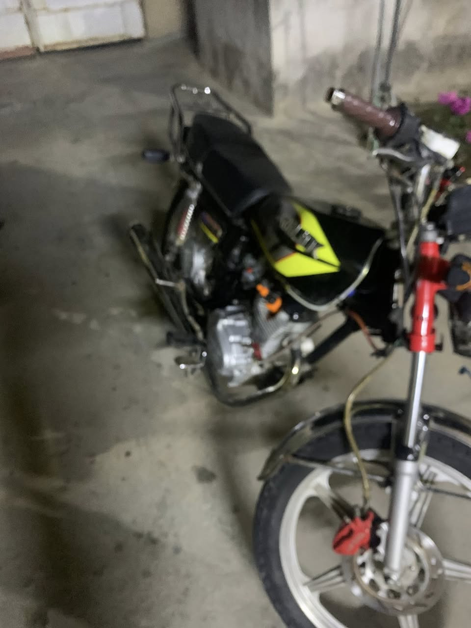 ‏سلام عليكم دراجة إيرانية للبيع مكاني جسر دياله***********
