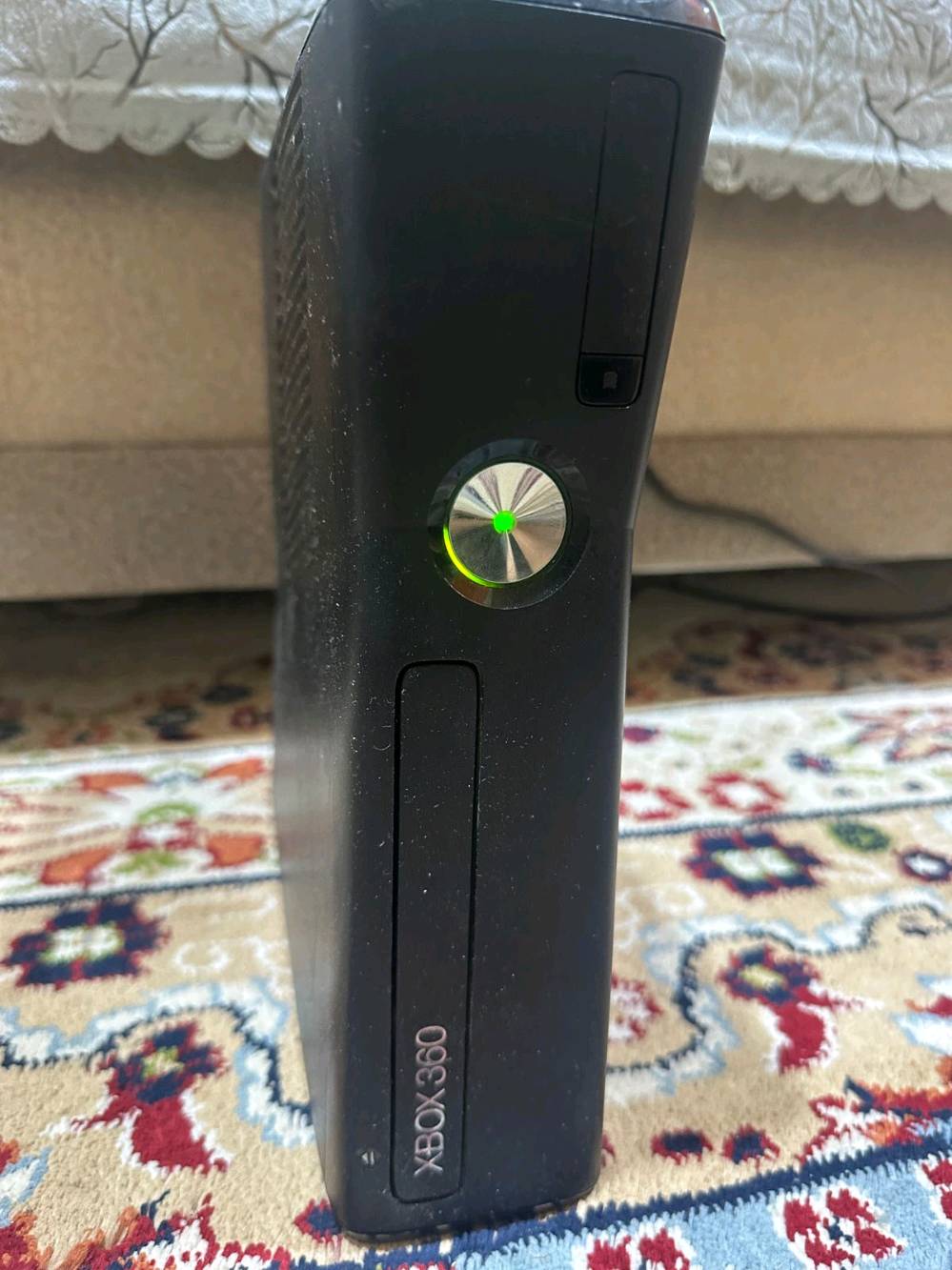 اكس بوكس360 الجهاز نظيف ومامفتوح يجي وياه يدة اصلية وبية 50لعبة مراوس بلي4 وانطية فرق ال يحب يعرف تفاصيل اكثر يراسلني
ناصرية-سوق الشيوخ 