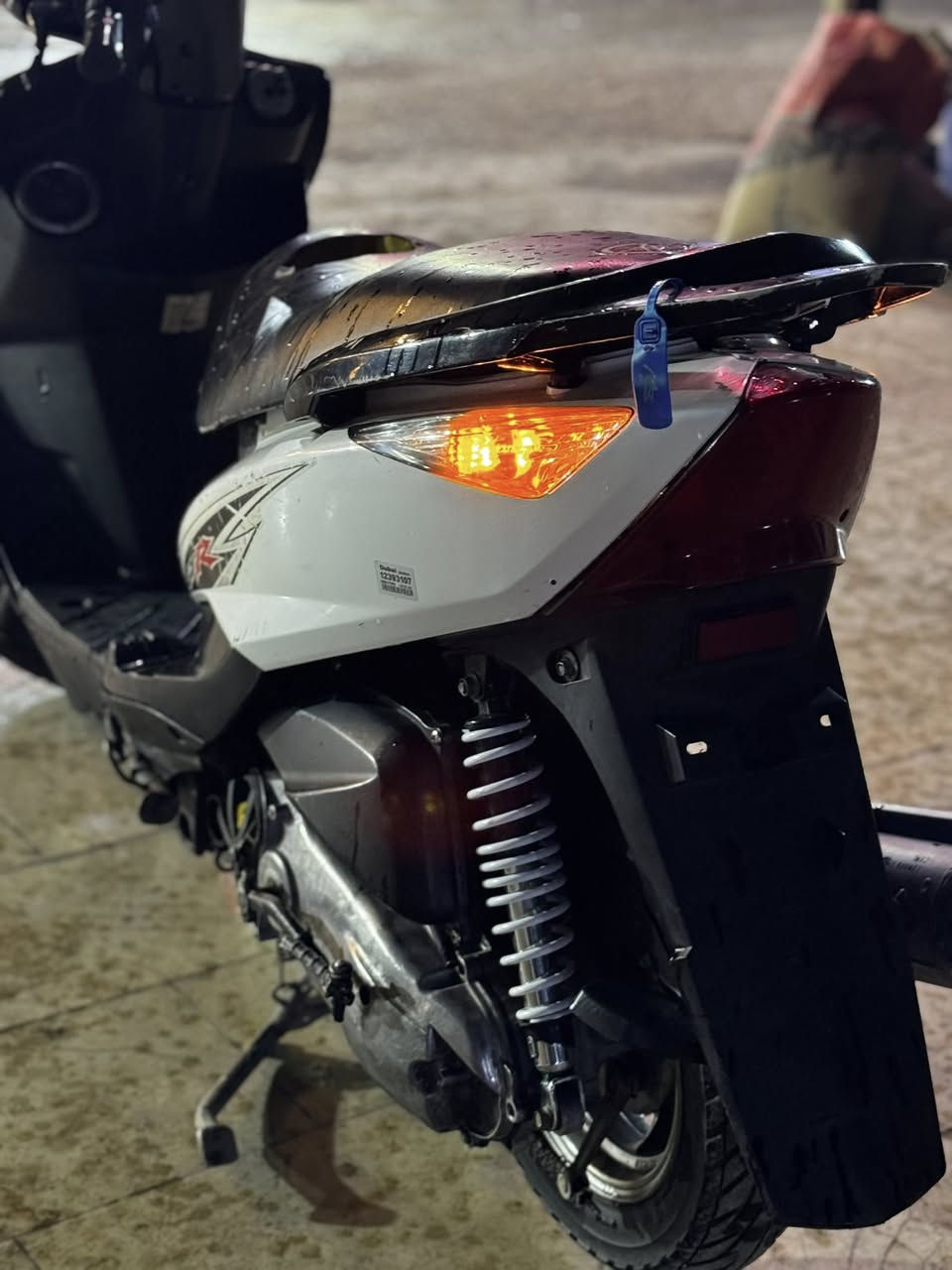 سلام عليكم دراجة ثعلب مكينة بلادية بس كفراتها شوية يرادلها ضب العنوان حي اور السعر 450  (*********** )
