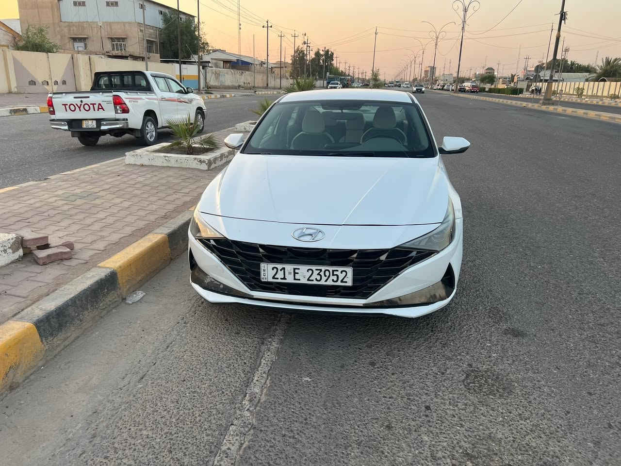 انترا 2023سيارهً خليجي  رقم سليمانيه  تحويل وكاله  سونار السياره  ويه الصور سياره حلوه ما متعوبه سعر ١٣٨ بيها مجال قليل *********** مكاني ميسان العماره
