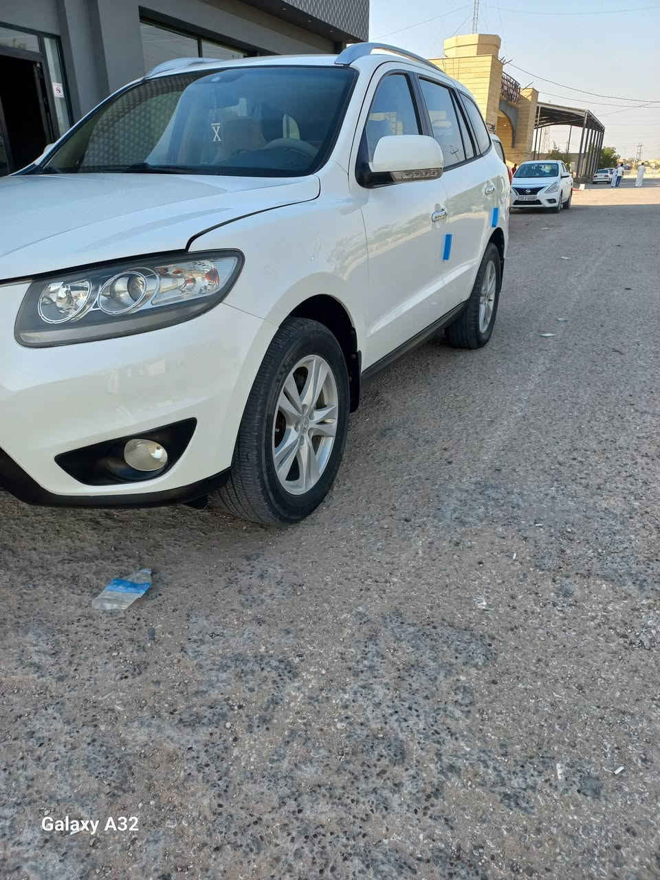 السلام عليكم من رخصت الادمن المحترم
سيارة سنتاقي موديل ١١  السيارة ٦ سلندر كفالة عامة ماعدا تبديل قبق جنطة كير ومكينة وحدادية خيرمن الله تبريدثلج مواصفات فتحة ثلاث قطع تبريد ٧ راكب السيارة كلش حلوة  السعر١٣٥ وبيها مجال قليل العنوان
  كوفة حرية   رقم الهاتف ***********او ***********
