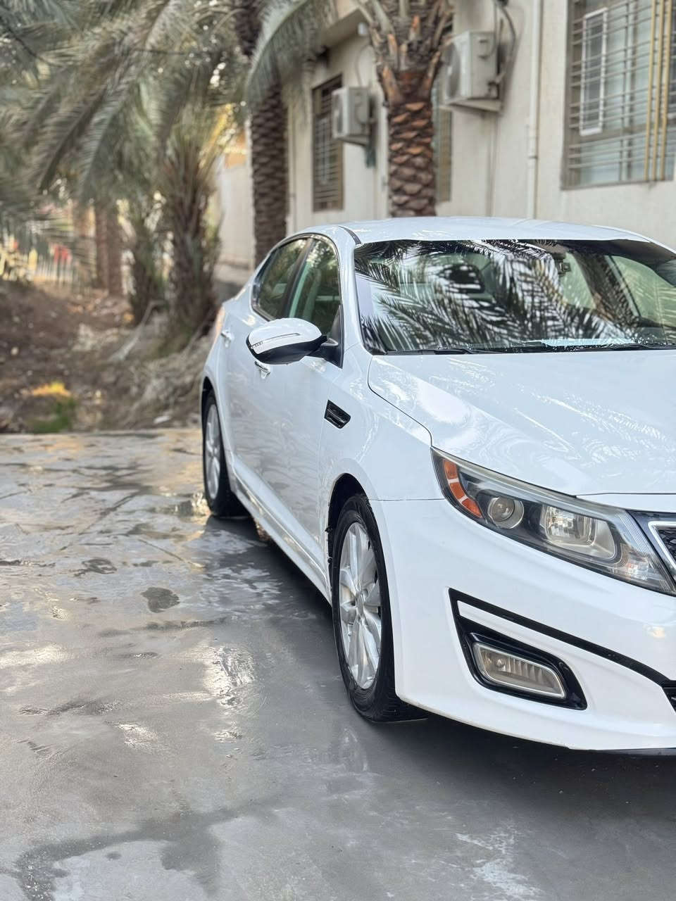 السلام عليكم ورحمة الله وبركاته
للبيع كيا اوبتما موديل 2015 وارد امريكي مكينه2400 سياره ماشيه 55 الف ميل بعده بحاله الوكاله  سياره بيه صبغ فقط مقدمه البنيد بدون دواخل سياره فول مواصفات ماعده البنراما رقم بغداد سياره جاهزه مابيه نقص جديده كلش قطعه حلوه بممشى قليل دواخل لونين جاد تبريد قطعتين تحكات ستيرن بصمه تشغيل لد خلفي امامي سياره جديده السعر 120 وبيه مجال اي مكان سياره كربلاء اي استفسار ‭0771 206 1701‬
