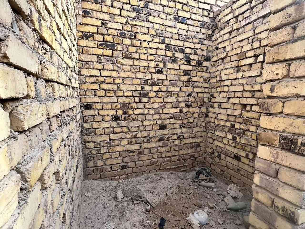 هيكل للبيع ٢٠٠ متر في حي المطاط الفرع المقابل جامع الامام الهادي ع للاستفسار/***********
