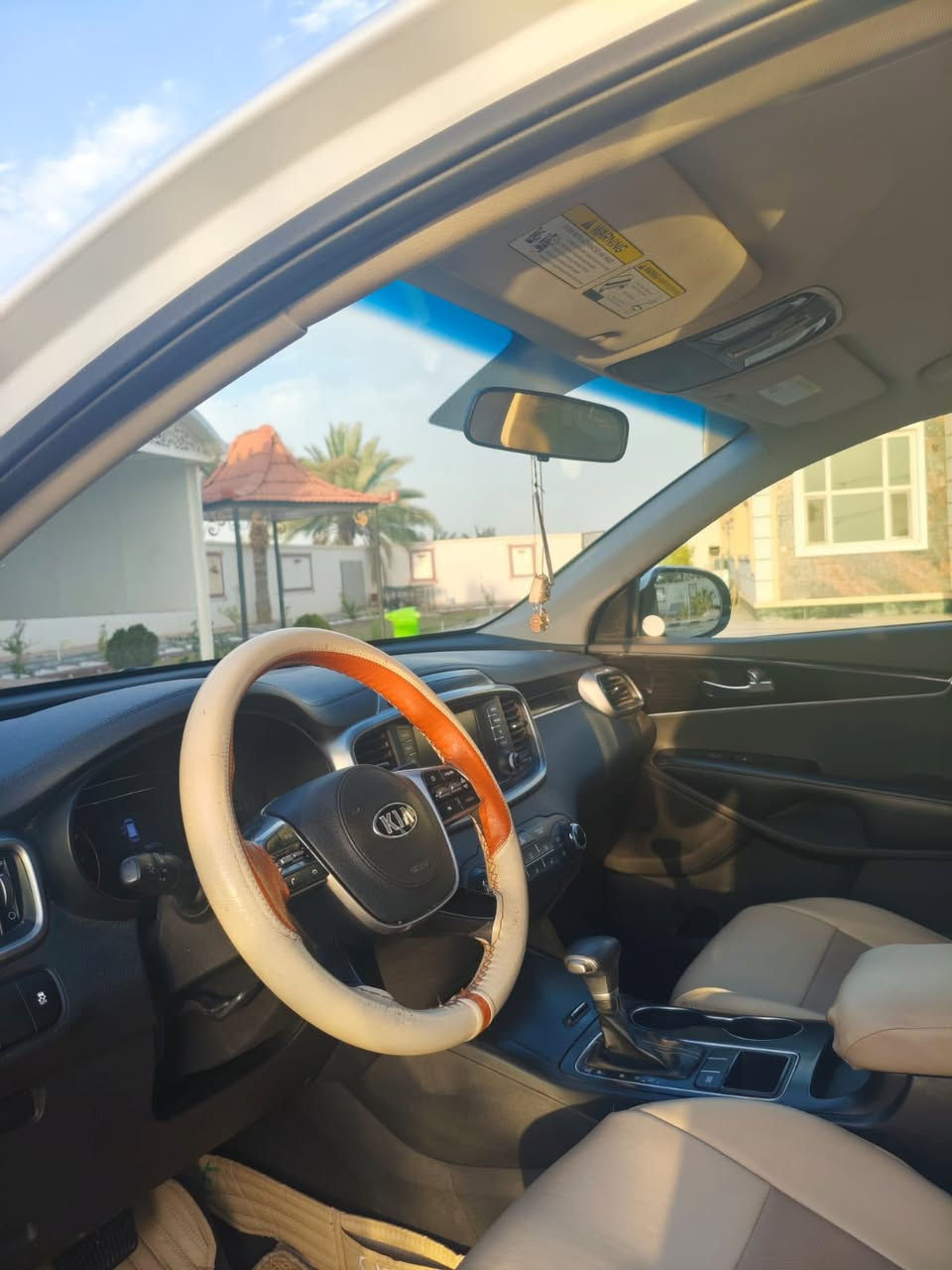 سورنتو 2020 وارد امريكي كلين مابيها اي ضرر
فقط باب السكن بارد كد شبر الباقي كفاله  

محرك 6 سلندر 

رقم بغداد 

4 وضعيات قياده 

فول تحكم ستيرن 

شاشة كبيره تدعم كار بلي بلادية

حساس امامي خلفي 

كامره 

سعر 210 بيها مجال قليل  

تواصل ***********
