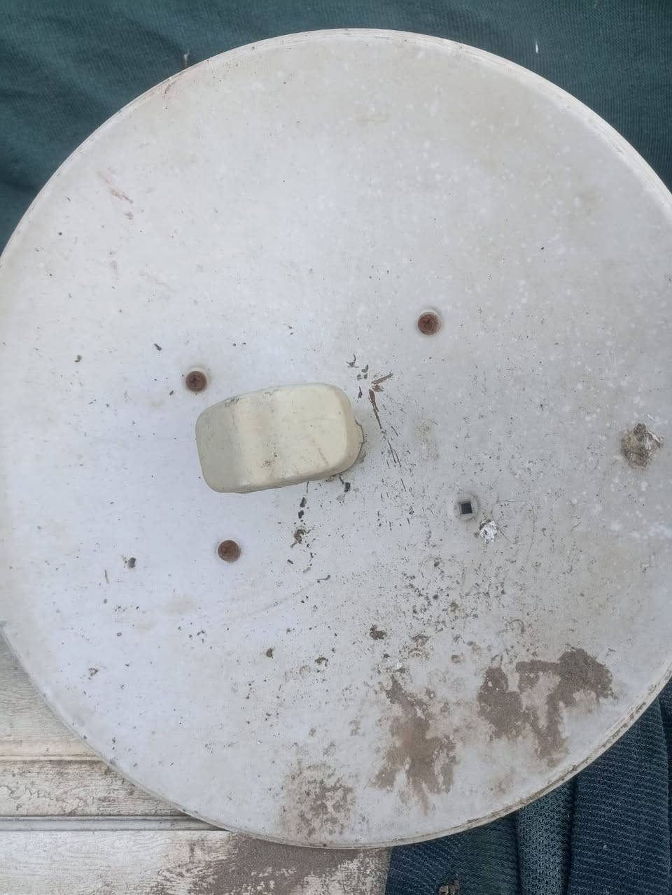 سلام عليكم نانو مال انترنيت شغاله بس لان حولنه ضوئي نزلناه قيم واخذ مكاني ديوانيه تقيه ثالثه ***********
