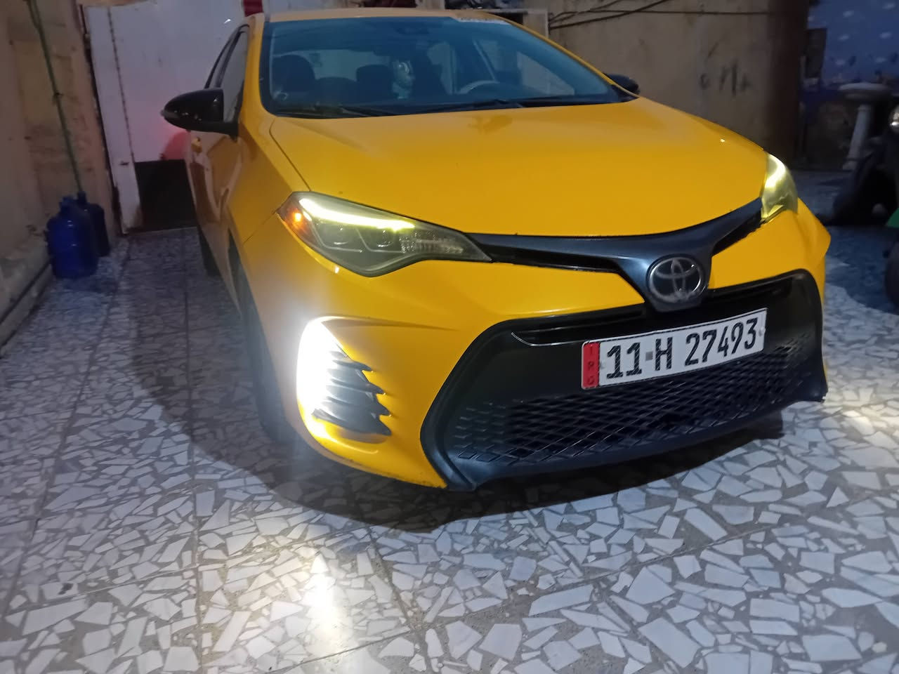 كورلا وارد أمريكي مديل 17 حادثها موضح بل صور السيارة جاهزة من جميع النواحي بسمي رقم بغداد السيارة بدون تبديل بدون يرباك صبغ وحدة ***********
