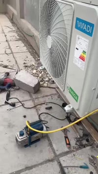 اتصل 07773272909