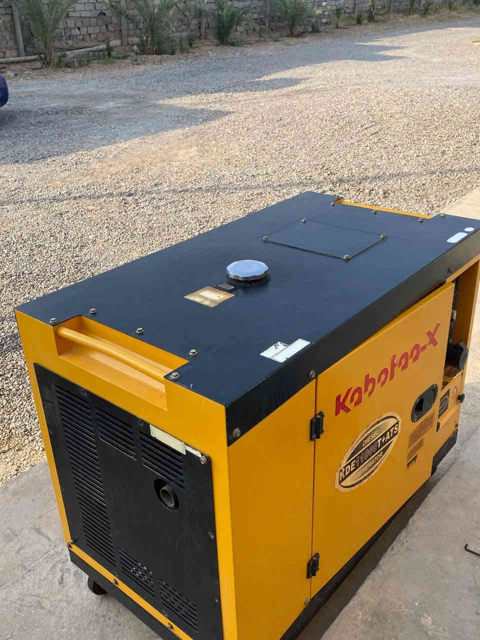 مولده للبيع ....
كابوتا بستم واحد نضيف جدا وسعر ***********
المكان ...تكريت القادسيه
