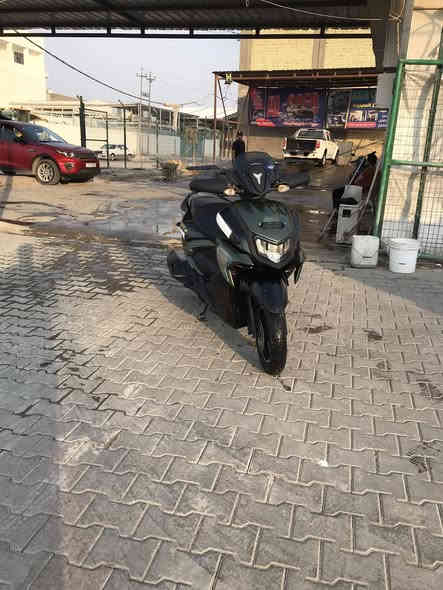 ZR2022.      
دراجه مكفوله برغي مامفتوح بيه شرط مكاني سماوه حي النفط السعر 1775ابيه مجال حك الجيه الي مايعجبه السعر اعبر المنشور ***********
