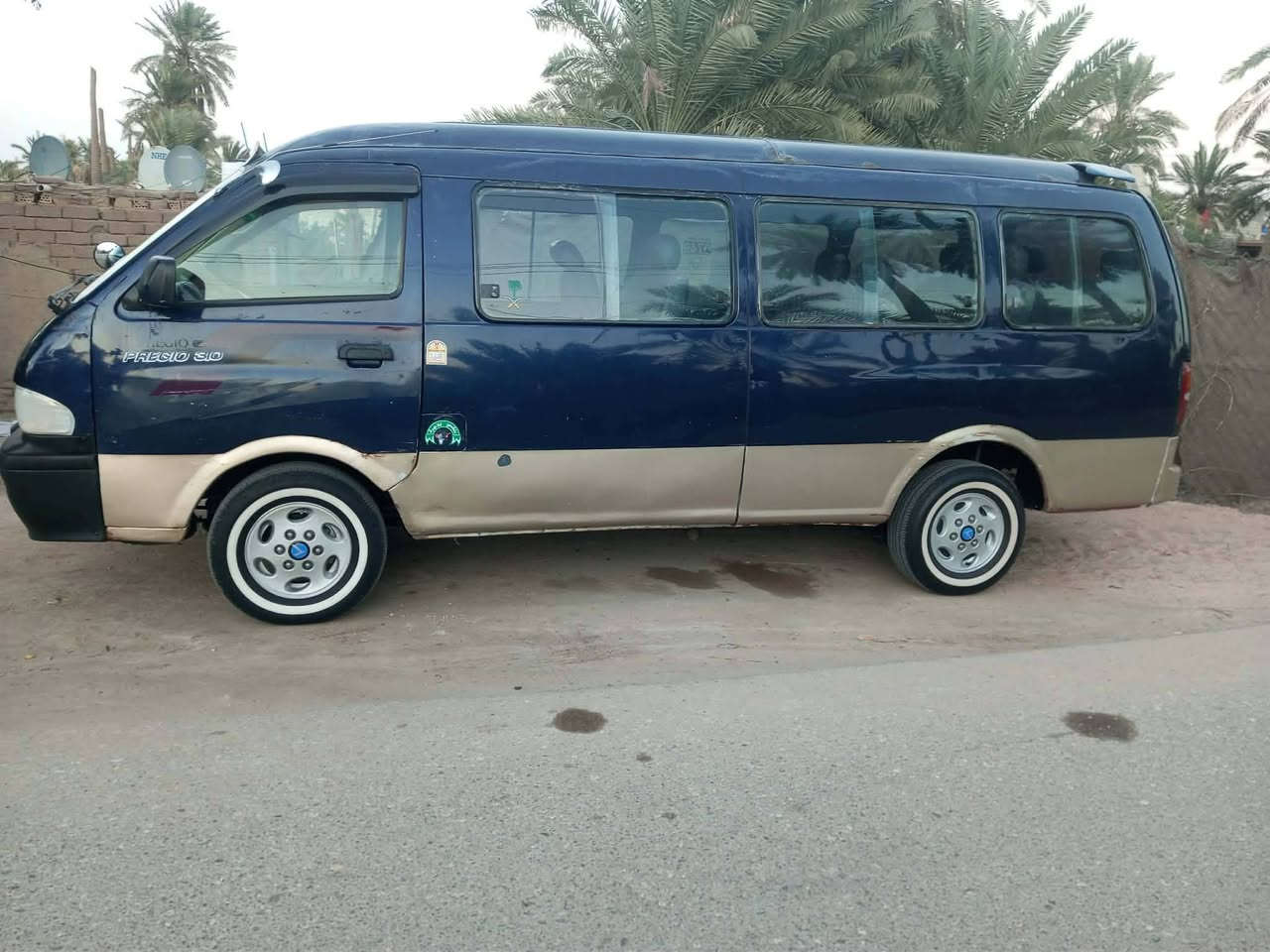 سلام عليكم سياره بريجو لبيع موديل ٢٠٠٠ مكانه ناصريه رقم هاتف 
***********
