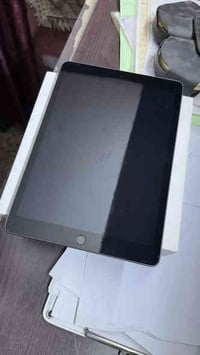 ايباد 9ذاكره 64 نضيف ما بي اي شخط فقط الكارتونه ضايعه  سعره250  عنوان ...