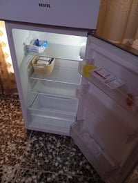 ثلاجه للبيع جديده كلش ليريده يتصل علاهذا رقم ٠٧٧٠٦٣٤٥١٨٦