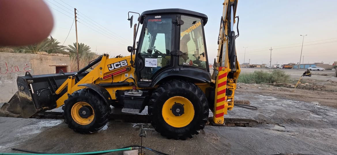 جي سي بي للبيع مديل ٢٠٢٠ او مراوس بمديل ١٢ او ١٣ او ١٤ فول مواصفات بم ونوزل ابلاد شرط 
ما مفتوح بيها برغي سيفتي كامل  رقم أربيل مكان الحفاره بصره قضاء الدير  ***********
