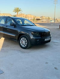 جيب لاريدو موديل 2011 السياره خير من الله جديده خليجي حداديه كله جديد ...