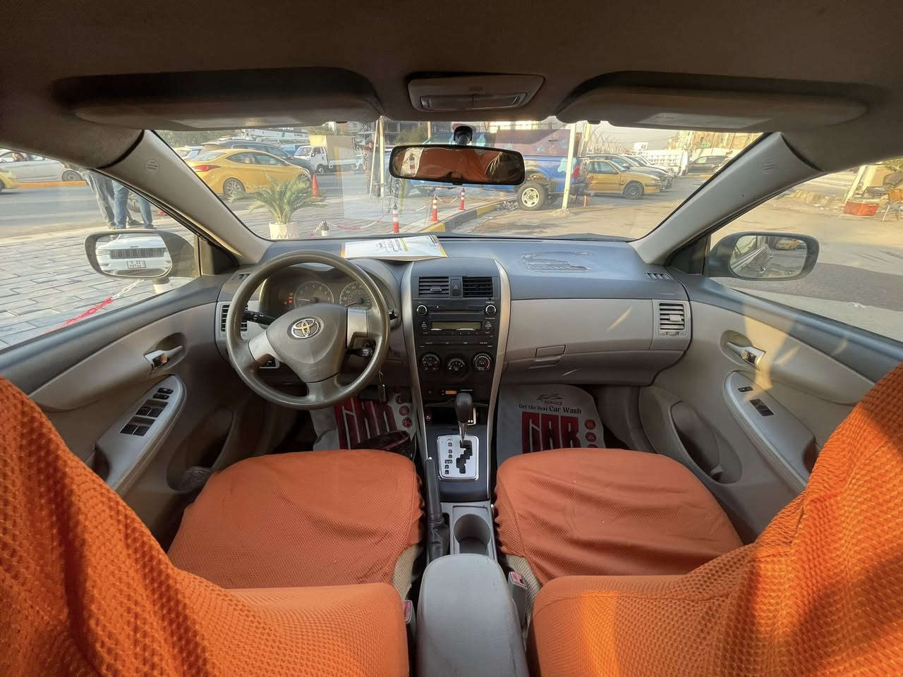 السلام عليكم ورحمة الله
للبيع كورلا 2010 وارد امريكي
رقم بغداد بأسمي
حادثها جاملغ ايمن وشوية من البنيد 
السيارة ماشية 86 الف ميل فقط
حدادية جديدة 
ادامة منظومة وقود وملحقاتها جديدة 
محرك وگير مكفولات 
السعر 100$ 
للتواصل ***********
