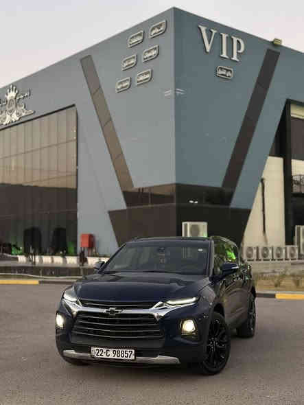 سلام عليكم
بلايزر 2022 بلاك ادشن
2000 توربو
ماشية 65 الف
ويل 20 بريمير
جنطة كهرباء 
مقاعد امامية كهرباء
رادارات  360
تدفئة مقاعد
فور ويل AWD
حساسات خلفية وتحديد مسار
السيارة نظيفة جدا وع ايدي مابيهة اي نقص ع حالة الوكالة 
وشادلهة داش كام
حادثهة جاملغ سايق فقط جدا بسيط وسطحي وسونارهة بالمنشور حتة بارد مابيهة
السعر 188 وبيهة مجال
***********
