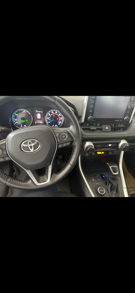 السلام عليكم راف4 موديل 2021 مواصفات EXL 
وارد امريكي حادث امامي 
رقم الشاصي موجود بالصور بسعر مناسب 
١٧٨ $ ورقه 
رقم بغداد 
مكان السيارة / الانبار - فلوجة 
***********
