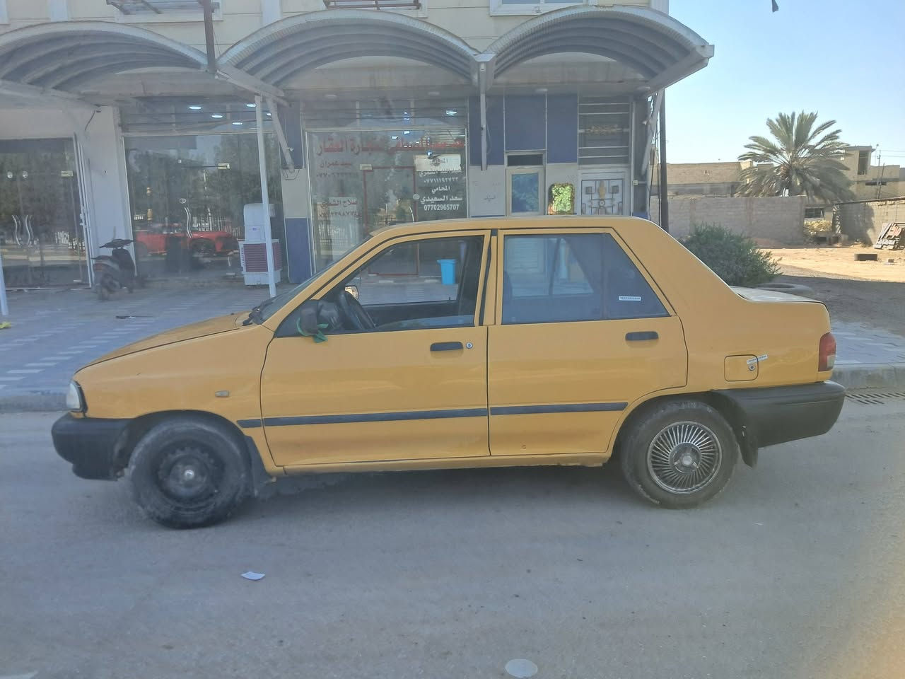 موديل ١٥  بسمي
سياره بلاديه  كير مكينه ما مفتوحا
سياره كامله من كلشي  
مكاني كربلاء حي عباس 
سعر ٣٥ بيه مجال بسيط
***********
