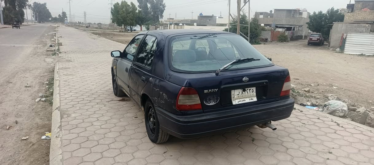 السلام عليكم نيسان سني 1991 حداديه جديده تايرات جدد كير ومكينه خير من الله كير عادي 
مكاني بغداد المحمودية 
***********
30$ وبيه مجال قليل
