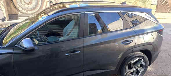 السلام عليكم للبيع توسان امريكي موديل٢٣ ماشية ١٣ الف 5NMJFCAE4PH269790حادث بسيط جدا فول مواصفات رقم الشاصي . الاتصال *********** السعر ١٩٥
