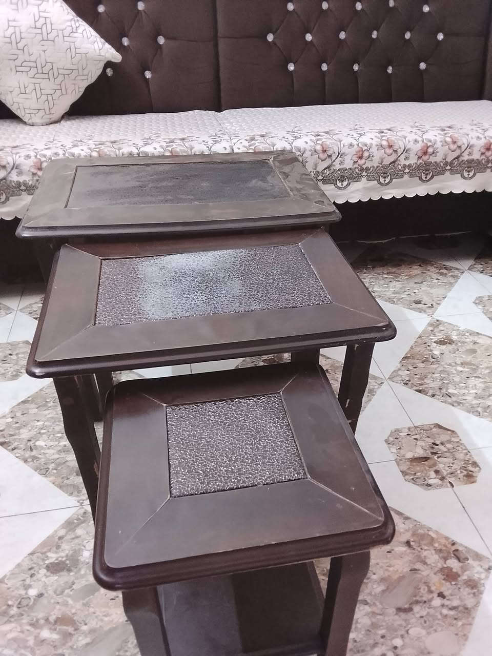 طبله للبيع مستعمل سعره 15وبي مجال تفضلوا على واتساب ***********
