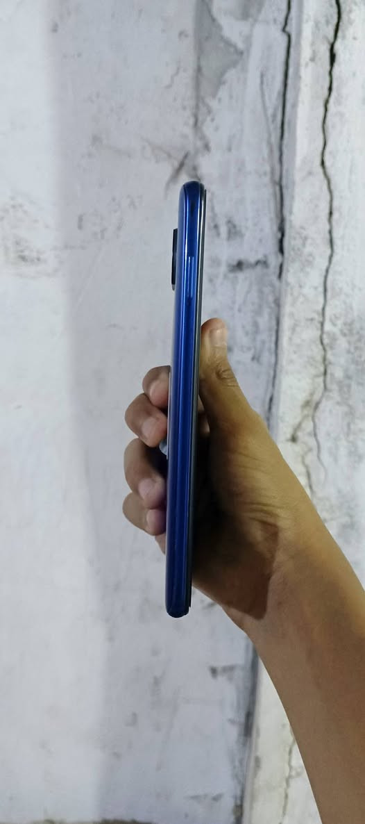 السلام عليكم
بوكو 3 برو

للبيع POCO X3 PRO

المواصفات

ببجي 60 فريم

المعالج ثماني النواة 860 Snapdragon تكنولوجيا 7 نانو

التخزين: 256 مع رام 38

الكاميرا خلفية رباعية 22848 م.ب. / امامية 20 م.ب.

الشاشة : 6.67 بوصة بدقة FHD بتحديث 120 هيرتز

البطارية : 5160 مللي أمبير

يدعم الشحن السريع 33 ..

جهاز نضيف مجمرك نظامي

نظام : اندروید 13

السعر 125 رقم الهاتف*********** بغداد الشعله
