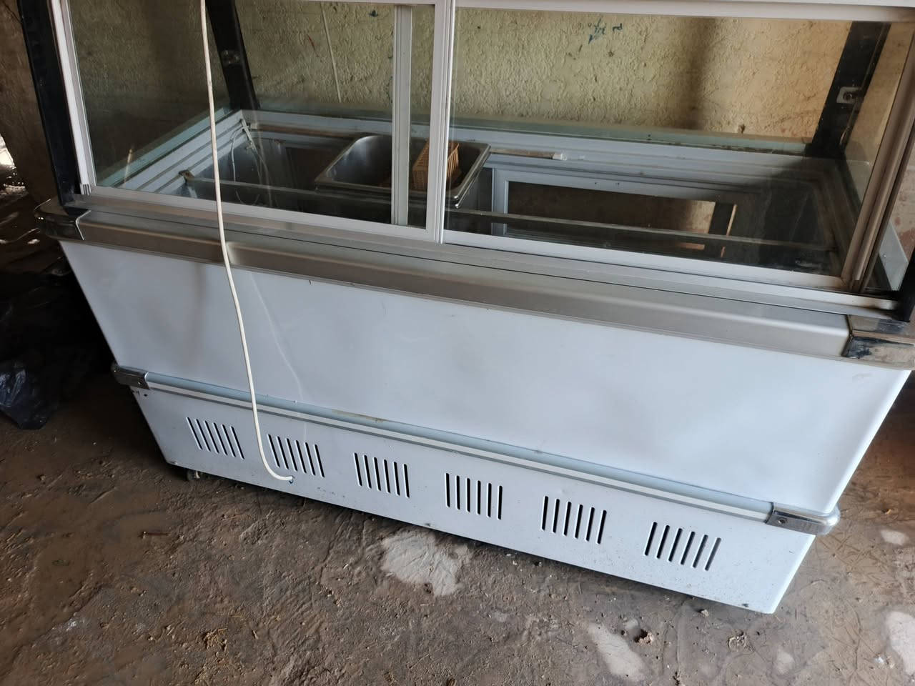 غراض الى بيع


**إذا كنت صاحب هذا الإعلان وتريد حذفه لأي سبب، رجاءا أرسل رسالة إلى الدعم الفني**