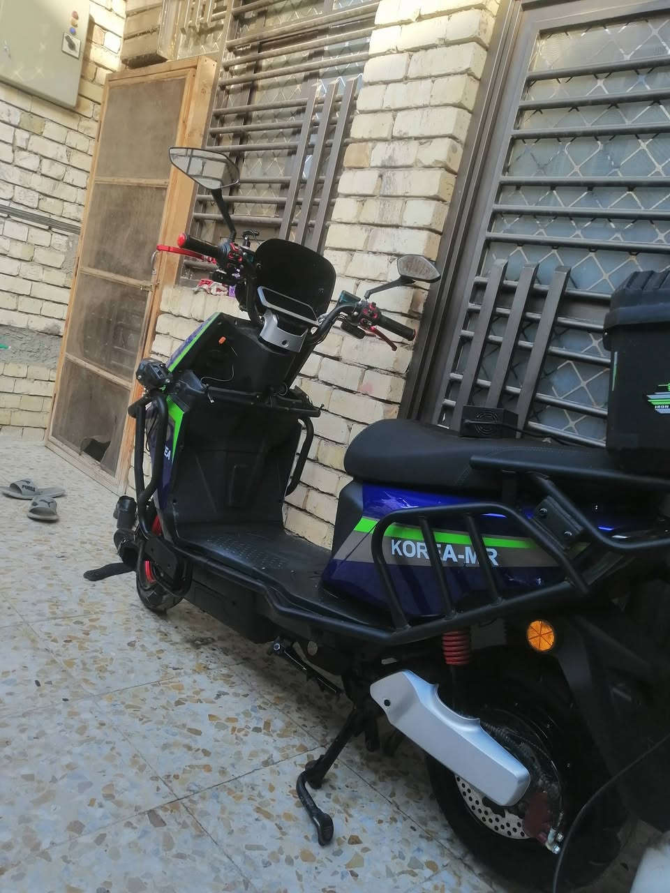 سلام عليكم دراجه شحن سكنس موديل 25 ست بطاريات بصمه سماعات بلوتوث سرعتها 99  والمواصفات مكاني بغداد الجزيره السياحيه سعرها 900 وبيها مجال وذاك مراوس بسكنس فحل  ***********
