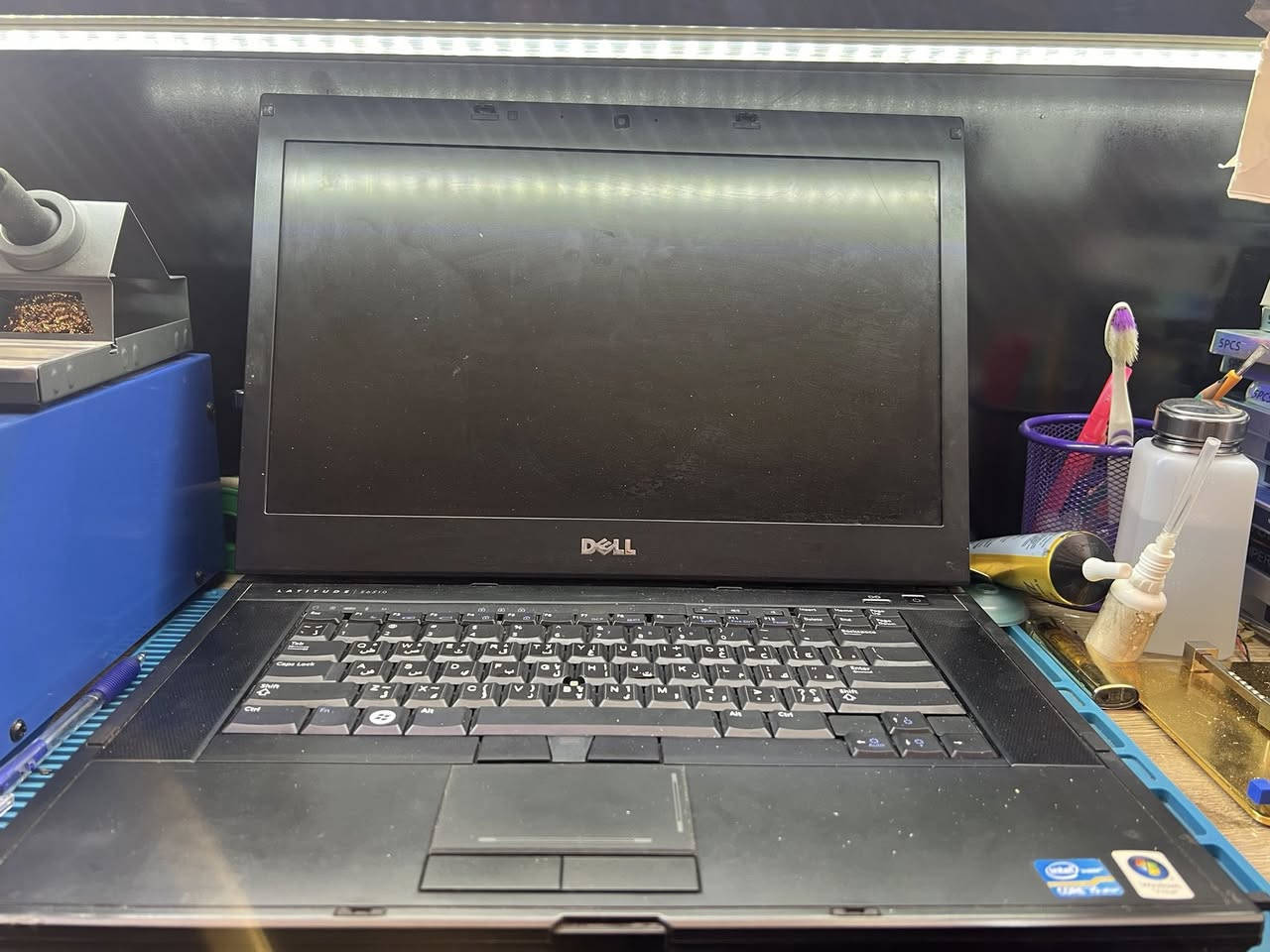الموديل: Dell Latitude E6510.
 المعالج: Intel Core i5 (الجيل الأول).
 الذاكرة (RAM): 4 جيجابايت.
 الهارد: 256 جيجابايت.
يشتغل بس عله الشحن 
السعر 75الف


**إذا كنت صاحب هذا الإعلان وتريد حذفه لأي سبب، رجاءا أرسل رسالة إلى الدعم الفني**