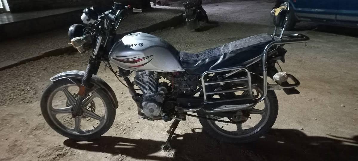 فيوم نفخ للبيع نظيفه اوراق 2012 كهربائيات كله شغاله محرك نظيف متواجد خاص


**إذا كنت صاحب هذا الإعلان وتريد حذفه لأي سبب، رجاءا أرسل رسالة إلى الدعم الفني**