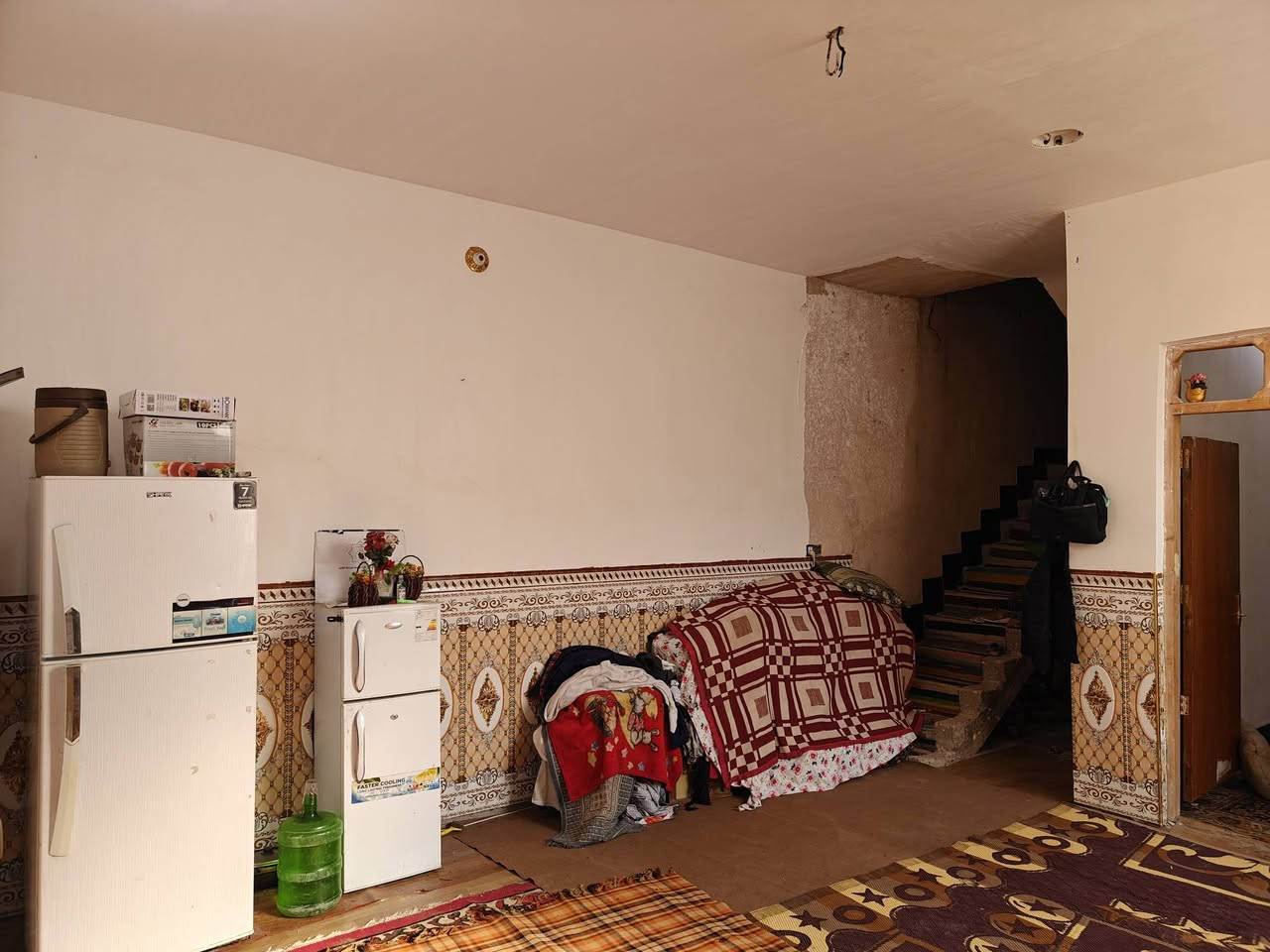 مشتمل 130م  زراعي ماشي بي معامله تطويب
الفلوجه  خلف مجمع الرحاب السكني للبيع مئجر حالياً 
نقص بيتونه وارضيه 
السعر 38  وبي مجال 

(***********) واتساب
