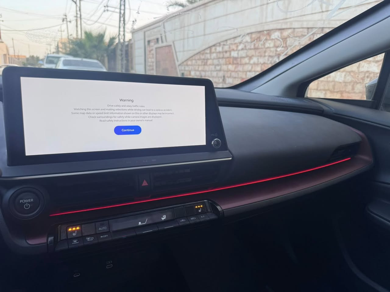 ‏تويوتا بريوس هايبرد بلاكن ان  موديل 2024
اللون :- ابيض 
صنف :- XSE
قوه المحرك :- 2.0 Hybrid
المسافة المقطوعة :-  8 الاف فقط
ثلاث انظمه شحن هايبرد بانزين
تمشي بالشحنة 100 كيلو بدون تشغيل المحرك 
مقاعد جلد اسود 
مقاعد كهرباء
تدفئة مقاعد 
تدفئة ستيرن
بانوراما 
بصمه 
بصمه ابواب 
تحكم ستيرن 
رادار امامي 
رادار مري ايمن 
رادار مري ايسر 
حساسات خلفيه 
حساسات اماميه 
كامره خلفيه 
هند بريك كهرباء 
اربع انضمه قياده 
‏SPORT.ECO.NORMAL.CUSTOM
شاشه كبيره لمس 
تبريد شاشه بيانو 
شاشه دشبول الكتروني  
نضام اوتو ايفي
مانع انزلاق
تحديد مسار
نضام كروز 
لمس اناره داخليه 
لايت LED 
اوتو هولد 
حساسات ابواب 
السياره بدون حادث بارد فقط
دعامية خلفيه اصليه نفس اللون
 للاستفسار الاتصال ع الرقم 

+964 788 477 7090

( السعر 179 ورقة )

اعتذر جدا عن المراوس للبيع فقط


**إذا كنت صاحب هذا الإعلان وتريد حذفه لأي سبب، رجاءا أرسل رسالة إلى الدعم الفني**