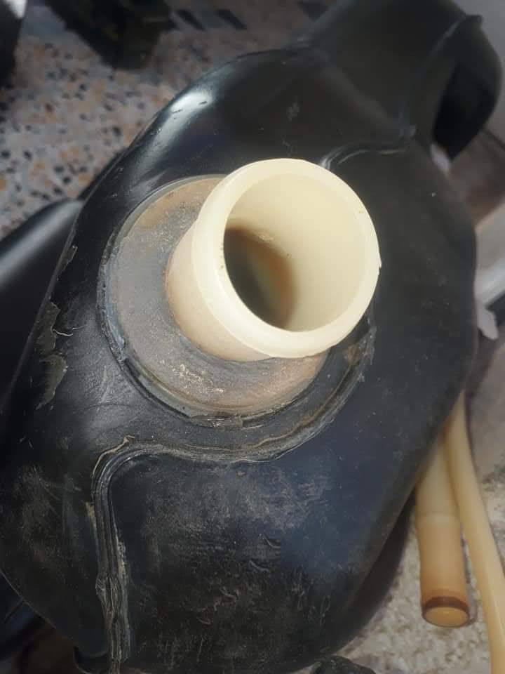 السلام عليكم ورحمة الله صيانه خزانات انواع السيارات بانزين وخرانات دابه المي ضمان  اتصل وتدلل بأحدث الطرق متواجدون في بغداد ***********/***********
