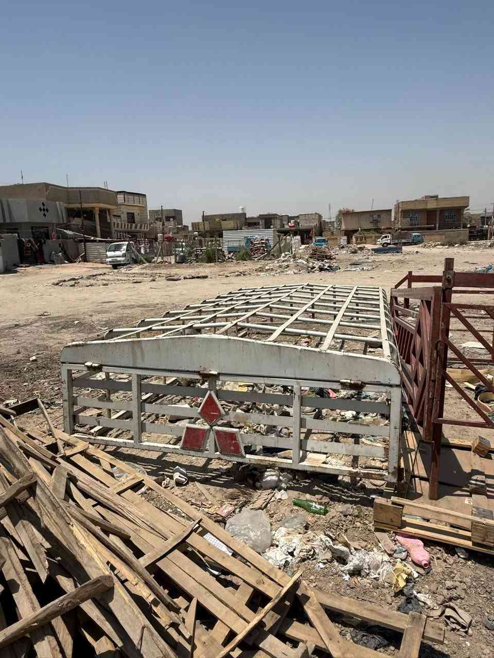 سلام عليكم قفص للبيع ويا زوج جوادر تصل ودلل ‭***********‬
