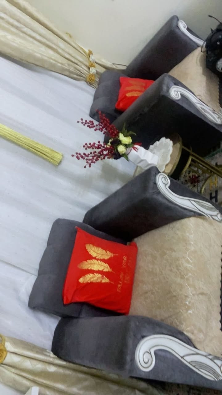 للبيع تخم ٨ مقاعد العنوان الشعب


**إذا كنت صاحب هذا الإعلان وتريد حذفه لأي سبب، رجاءا أرسل رسالة إلى الدعم الفني**