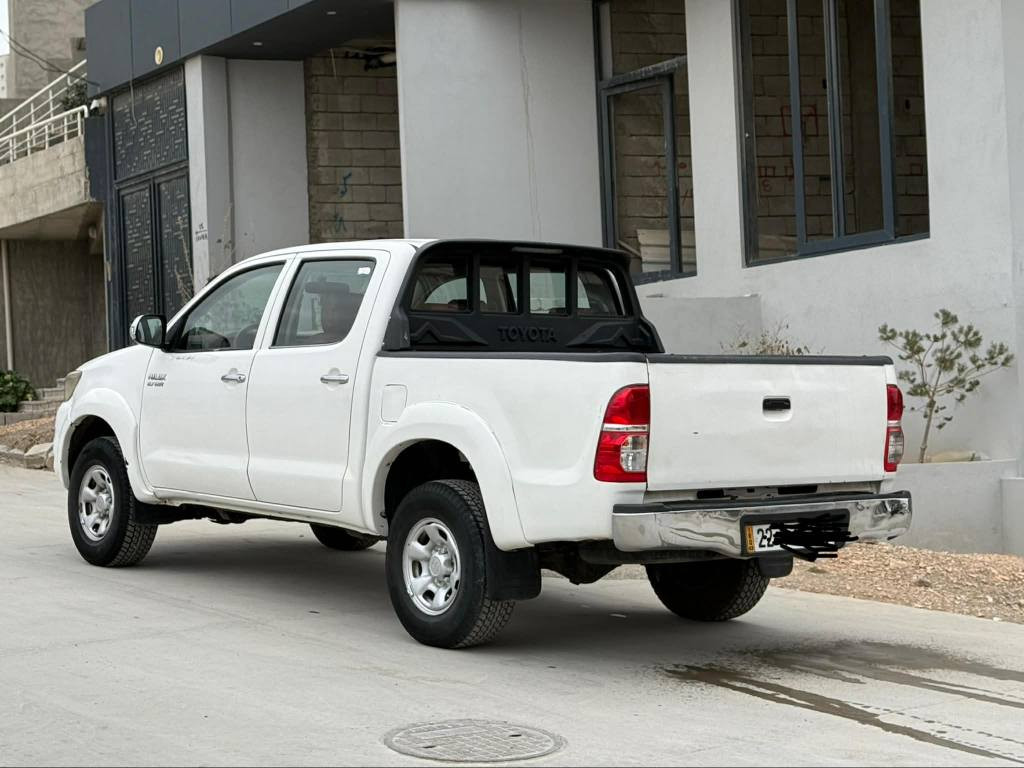 مەرزیە بۆفرۆشتن مۆدێل2009 سێبارچەی ڕەشەلەسەرساخی پێشوشانوسەقفی لۆکلۆکە هیچی پێوەنیە سەنەوی تا30تازەیە سەیارەکە بەهەمو شەرتێ ئەیفرۆشم زۆر جائیزە *********** السليمانية, العراق
