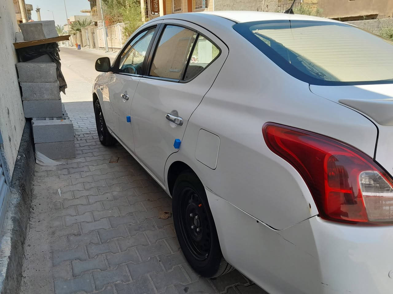 السلام عليكم نيسان سني مديل ٢٢مكفوله من الصبغ والتبديل بيها طخات خفيفه سنويه ل٢٧ تبريد مكينه كير كفاله العنوان البصره الطوبه ونخيله التواصل ع رقم *********** السعر خاص
