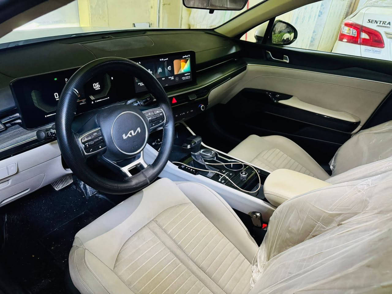 السلام عليكم k5 2024 خليجي مكينه 2500 ماشيه 46 الف السعر 230 السياره كفاله بيهه كارت بل دعاميه الاماميه مكان السياره ديوانيه
***********
