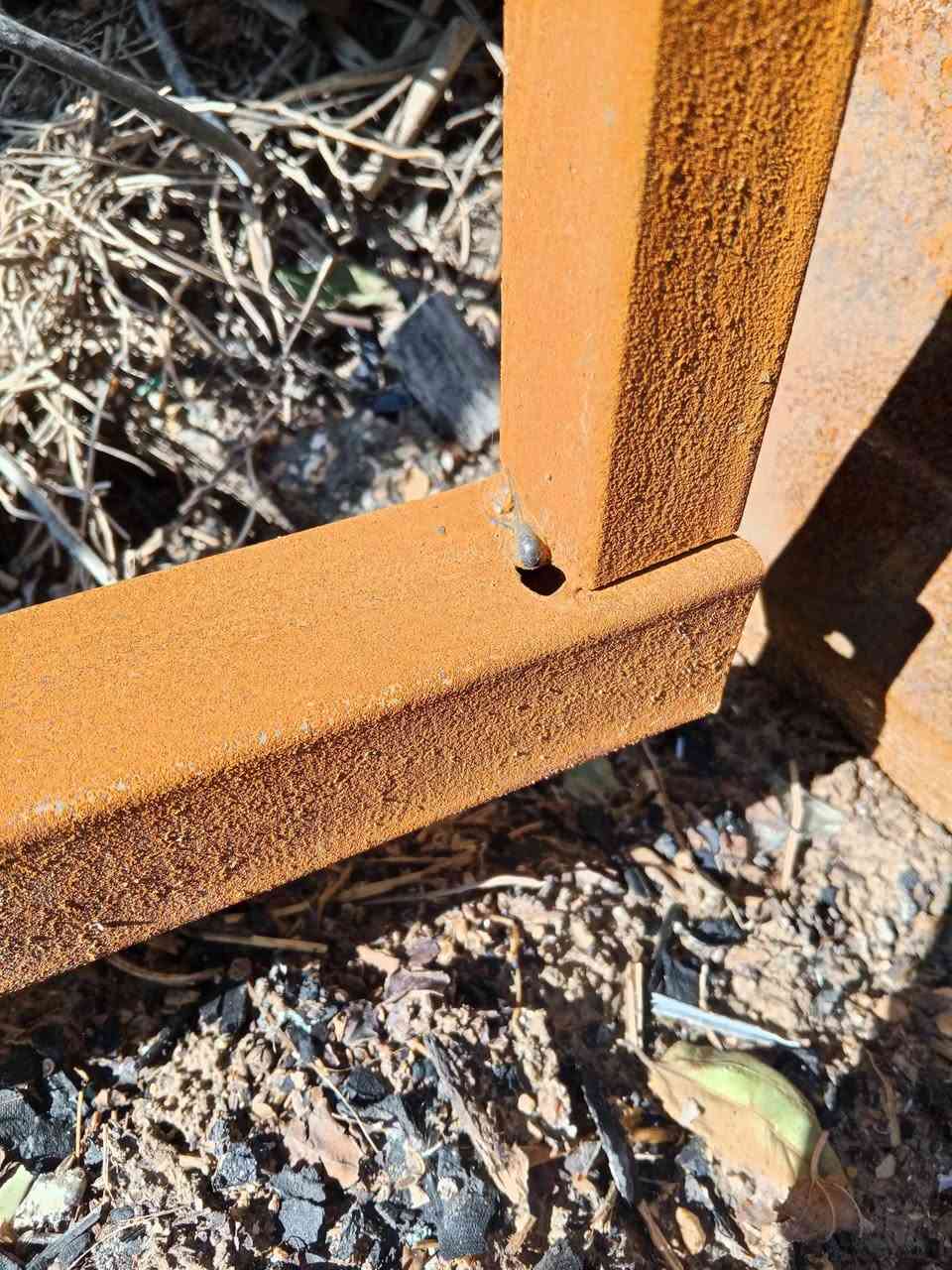 واجهات للبيع السعر 80 وبه المجال مكان الديوانيه مركز ***********3
