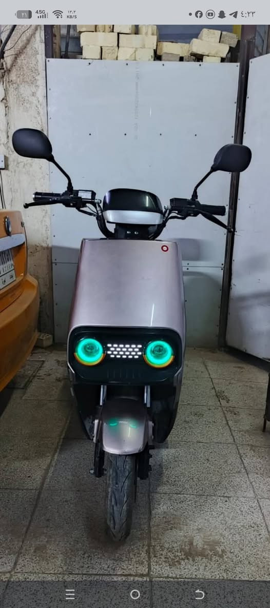 سلام عليكم دراجه شحن البيع مواصفات دبل اشاره وشاره يمنى وشاره يسرى ومثبت سرعه ونضام بارك ونضام سرقه وناره ولايت عالي وناصي بريكات دسك وملف الولي الاصلي  والدراجه بطاريات 6 باتري وسعر 500 وبيها مجال رقم الهاتف ***********
