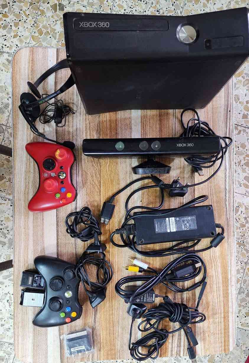 سلام عليكم

اكس بوكس 360 (Xbox 360 S)

السعر 150

ويا جوستكات عدد 2

وكاميرا تفاعلية Xbox Kinect

العابهة متنصبة بالجهاز

العنوان بغداد الضباط شارع معامل الكاشي

***********
