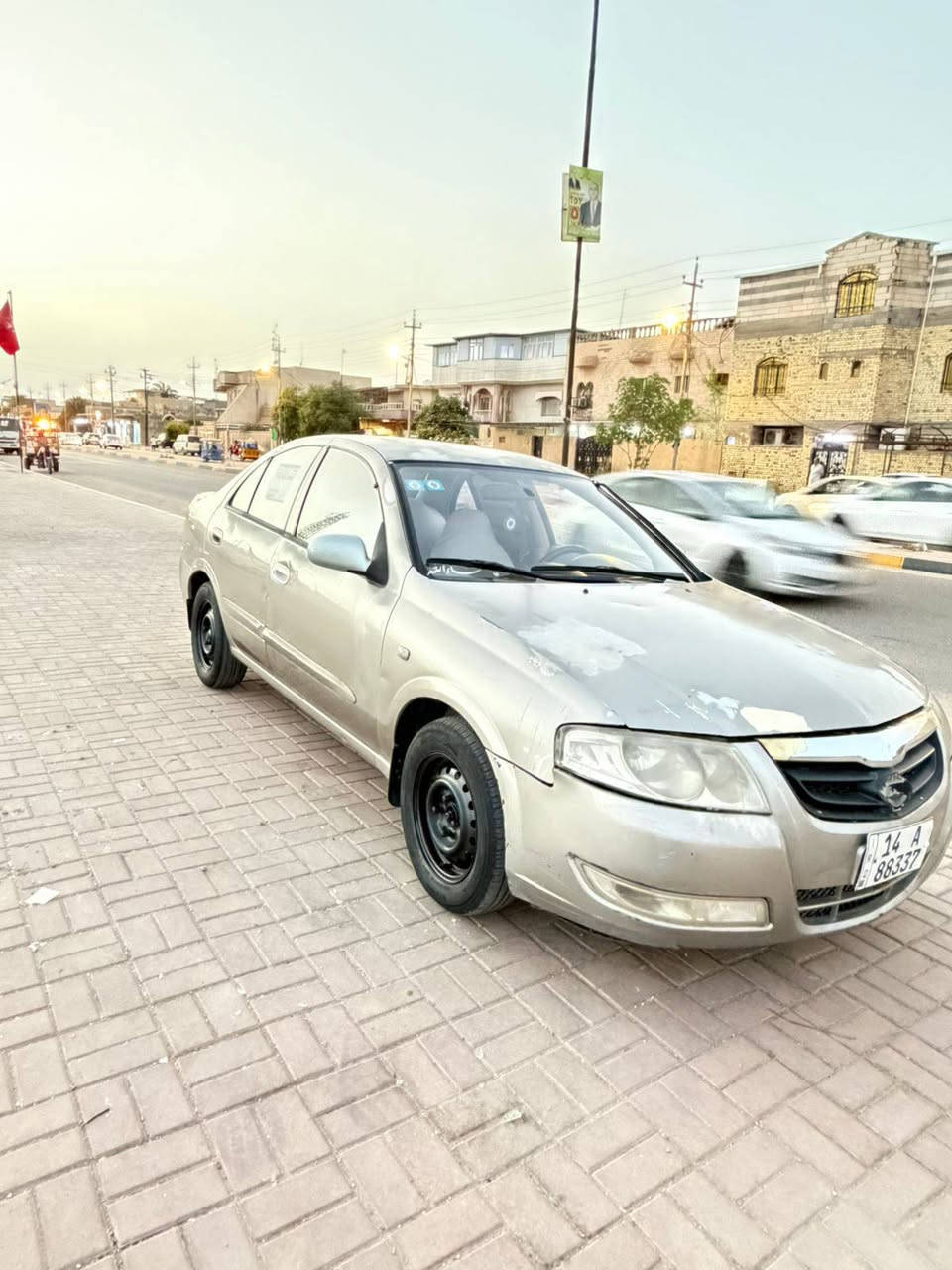 السلام عليكم 
نيسان سني مديل 2012
مكينه كير تبريد حداديه كله فول 
بدي غير مكفول شوف لعين 
سياره بسمي واريد تحويل 
السعر ٦٨وبيها مجال قليل 
مكاني البصرة الأمن الداخلي 
وانا مكلف بالنشر وهذا رقم راعيهة 
 *********** البصرة, العراق

