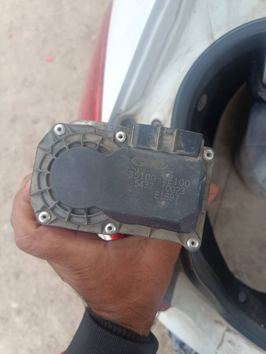 سلام عليكم جويتر سيراتو موديل 14
مال تفصيخ السعر 40  //***********
