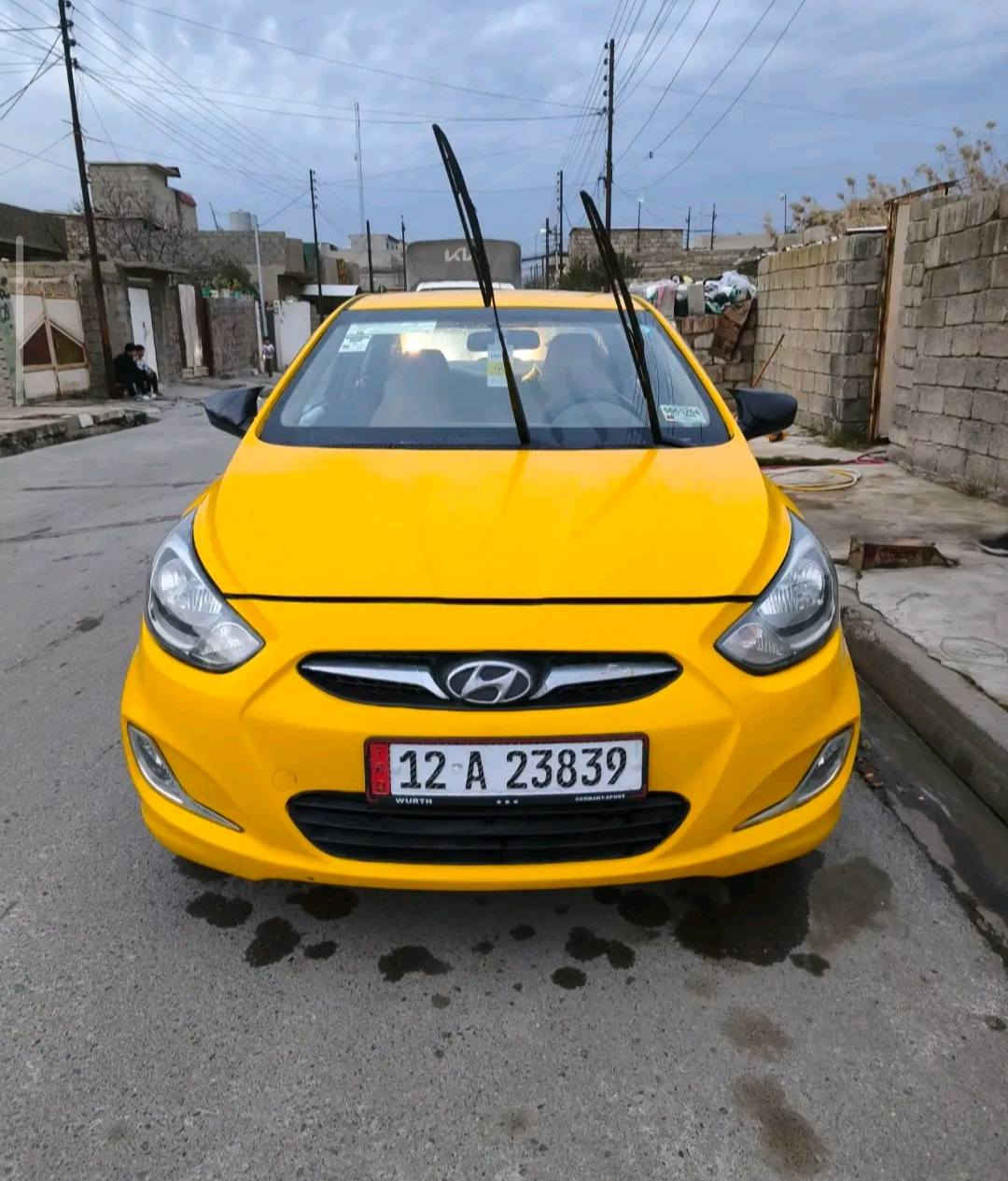 اكسنت موديل 2012 كير عُاَدّيَےّ 
وارد كوري
مكينه وكير شرط
بدون ضرر
مصلح بيها دوسات بس
 كابون بيها وشرط التحويل
سعر 85وبيها مجال 
***********
الرقم بي واتساب
